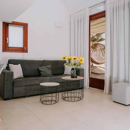 Sun Stories Suites Vothon Екстер'єр фото